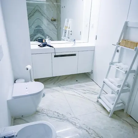 Atlantis Ocean Front