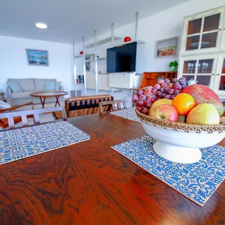 Atlantis Ocean Front